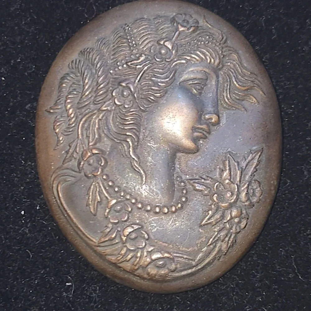 Crowning Touch Collection Vintage Art‎ Nouveau Style Woman Profile Wall Plaque